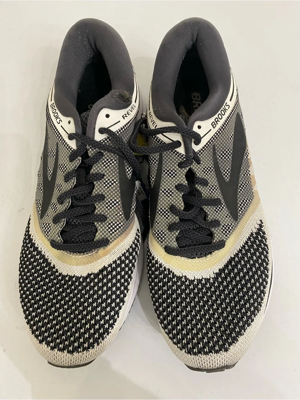 Skechers Women’s Revel Black Gray and Cream Athletic Shoes